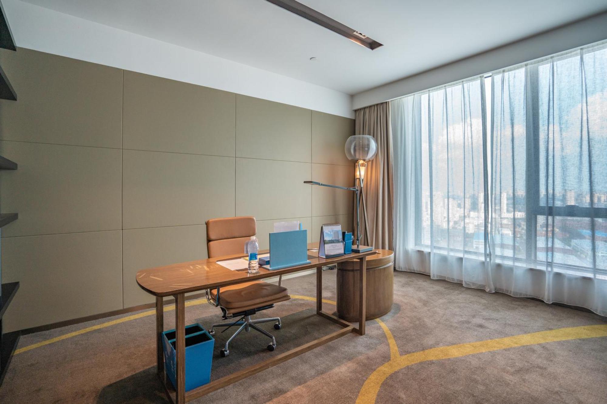 Four Points By Sheraton Changchun Hi-Tech Zone Exteriör bild