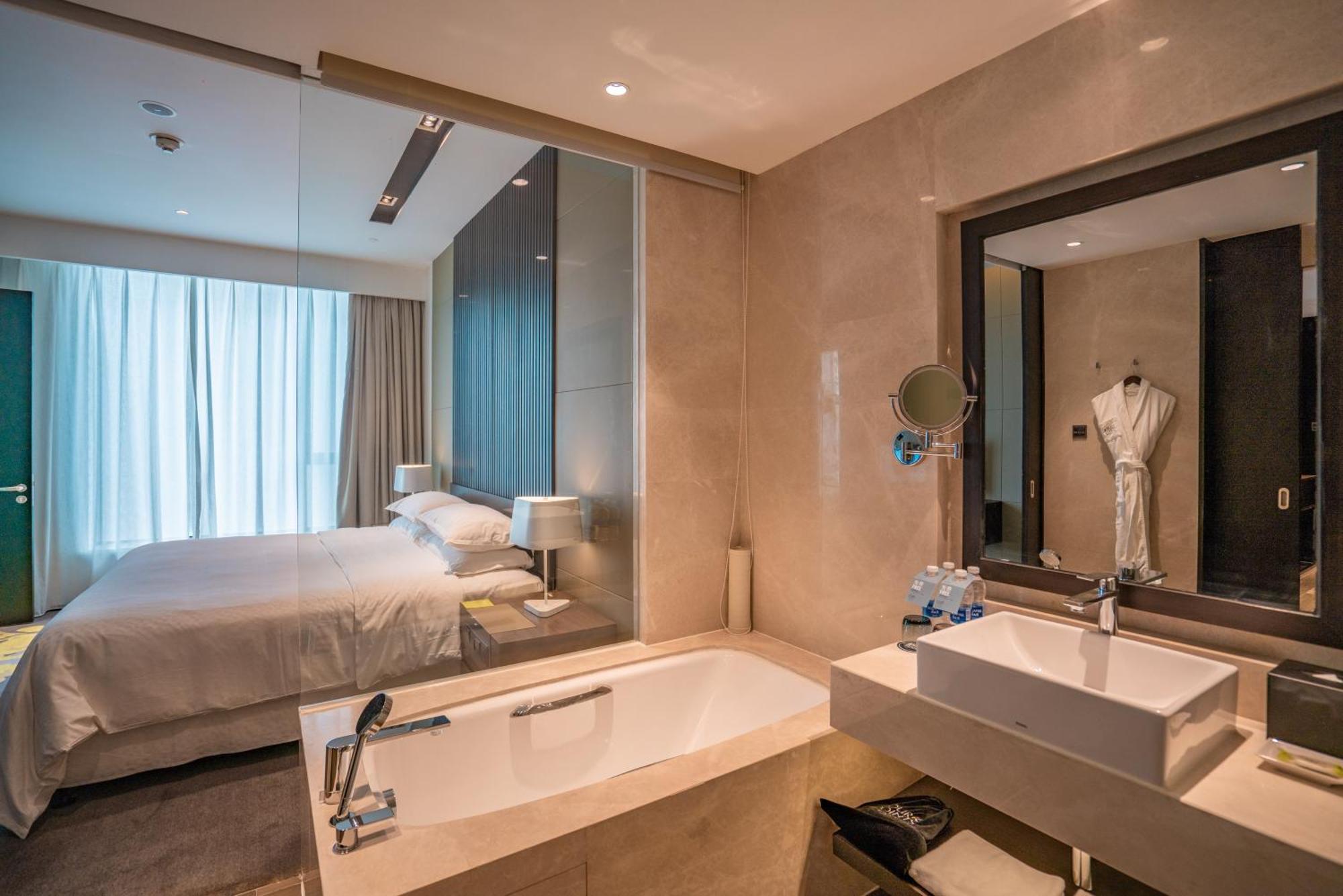 Four Points By Sheraton Changchun Hi-Tech Zone Exteriör bild